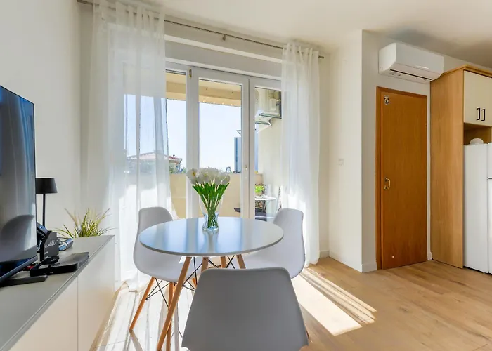 شقة Sweet Zora زادار